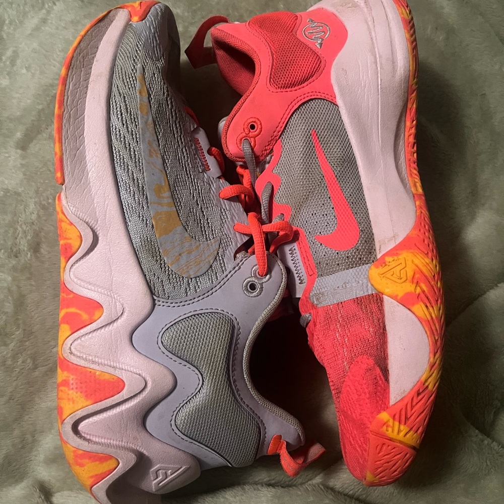 Eye-Catching pink,Lilac and Orange Athletic Sneakers with Chevron Soles